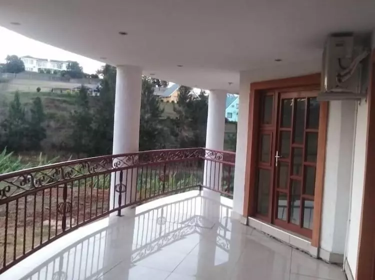 هتل Rest Camp Lodge