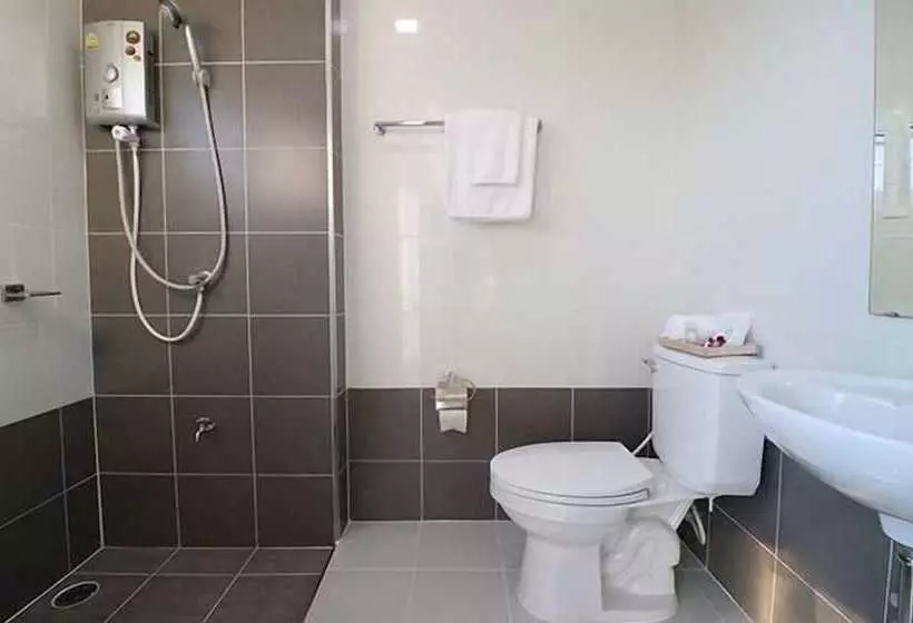 ホテル Thawan Apartment