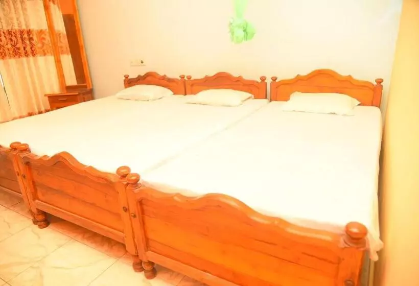 Hotel Prasanna