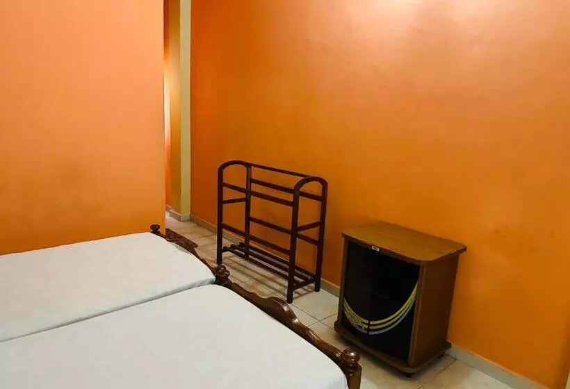 Hotel Prasanna
