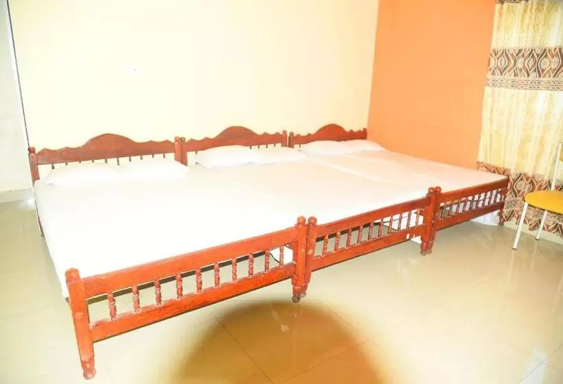 Hotel Prasanna