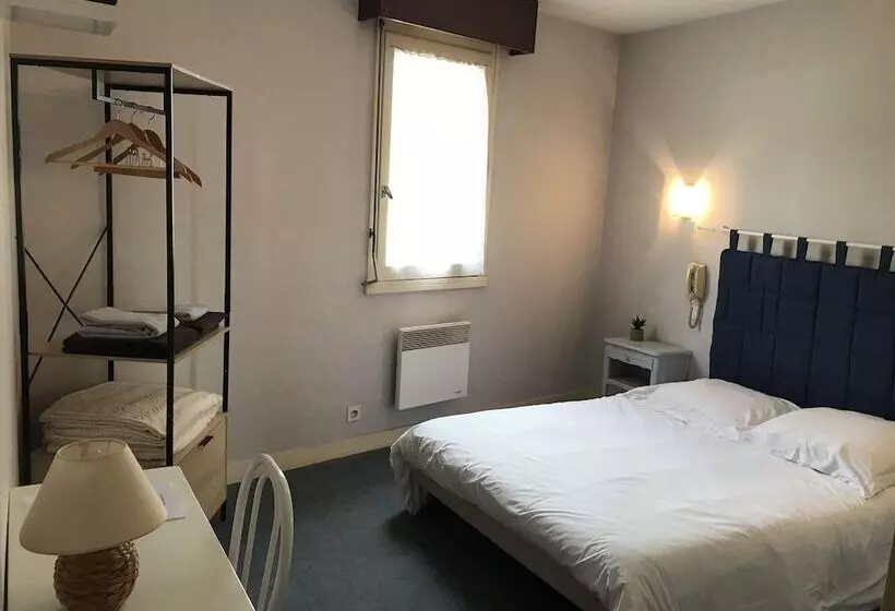 Hotelli Hôtel Du Grand Chêne