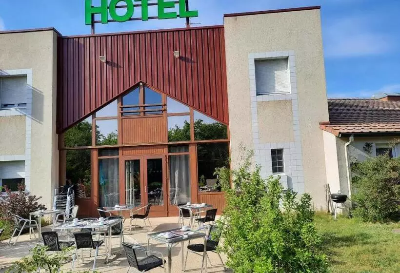 Hotelli Hôtel Le Grand Chêne