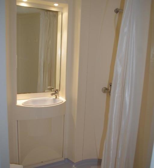 Отель Hôtel Rapin