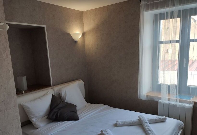 호텔 Le Relais Du Prieure