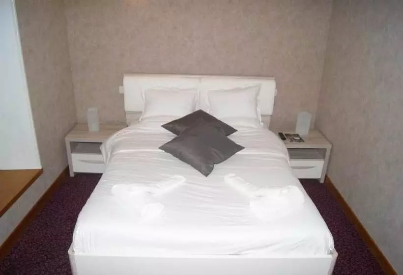 ホテル Le Relais Du Prieure