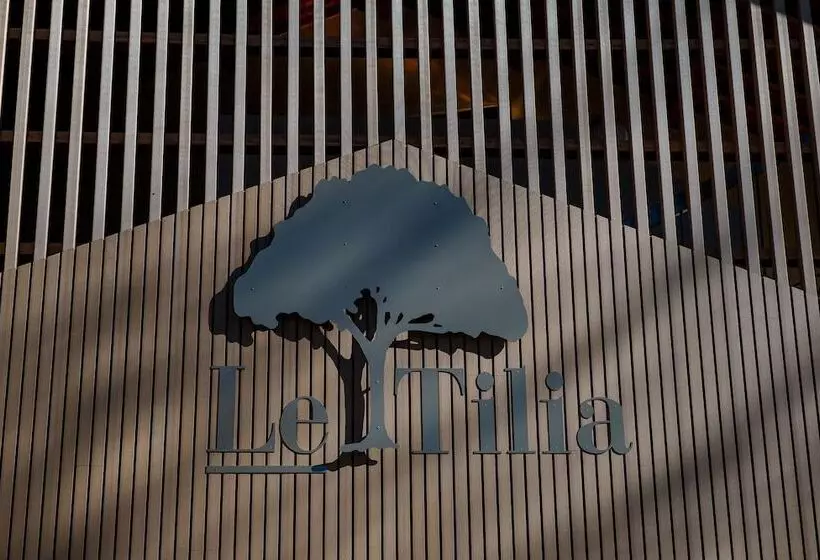 Hotelli Logis Hôtel Le Tilia