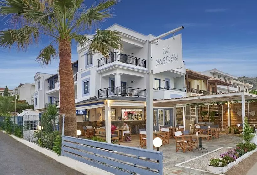 Maistrali Sea View Apartments