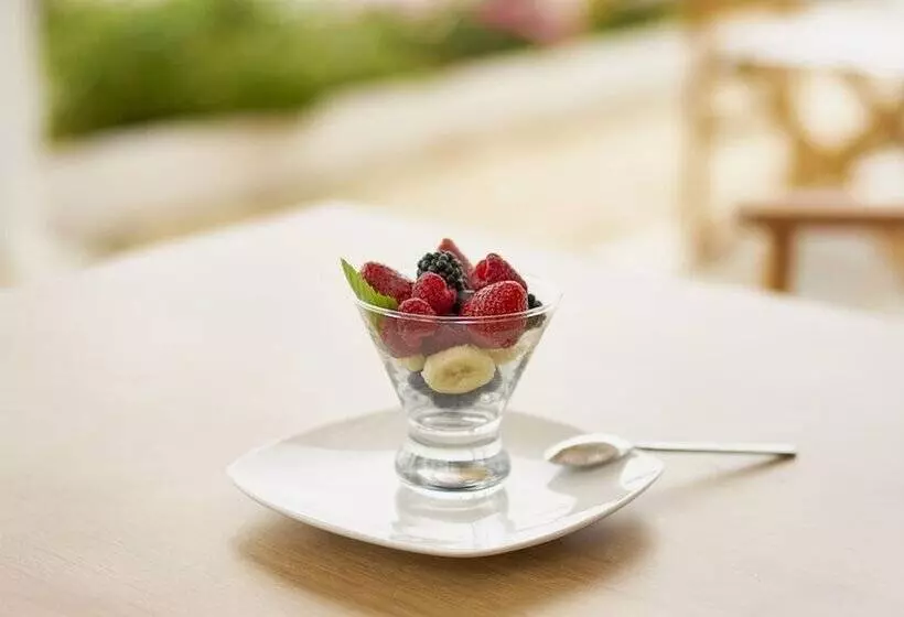 Maistrali Sea View Apartments