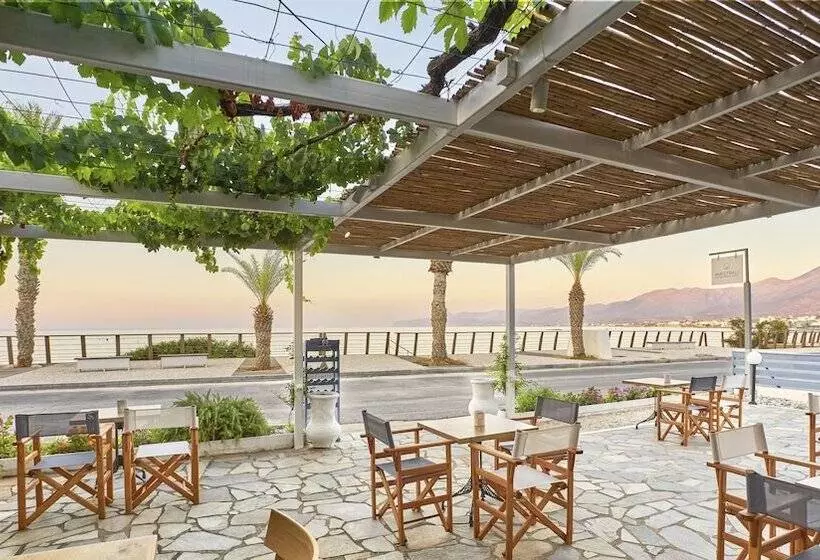 Maistrali Sea View Apartments