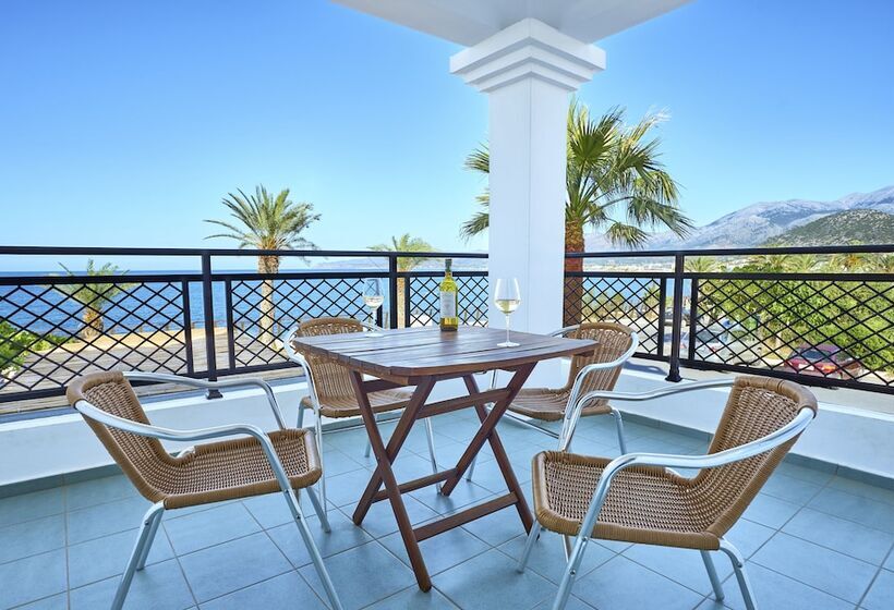 Maistrali Sea View Apartments