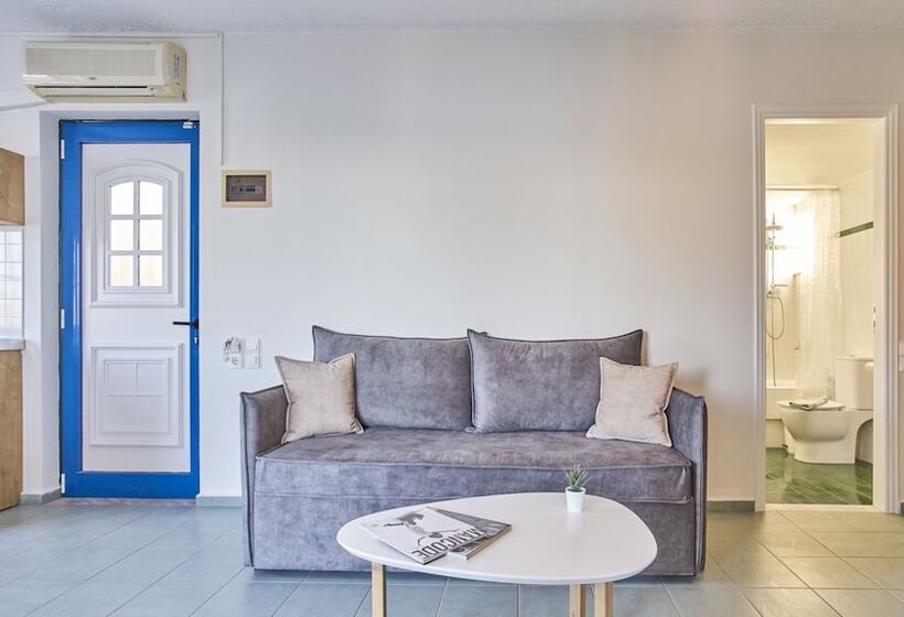 Maistrali Sea View Apartments