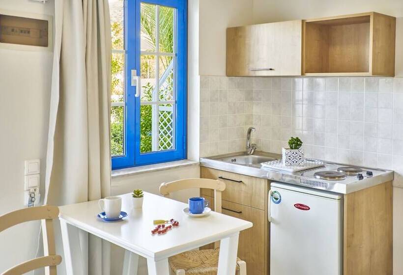 Maistrali Sea View Apartments