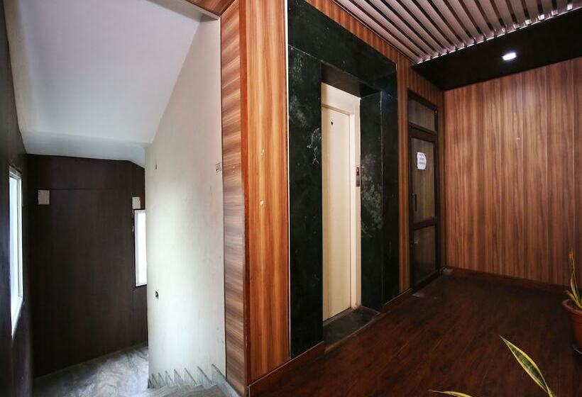 Oyo 1732 Hotel The Days Inn