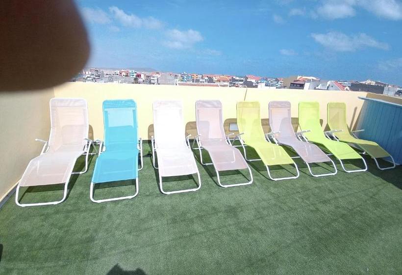 پانسیون Holiday B&b