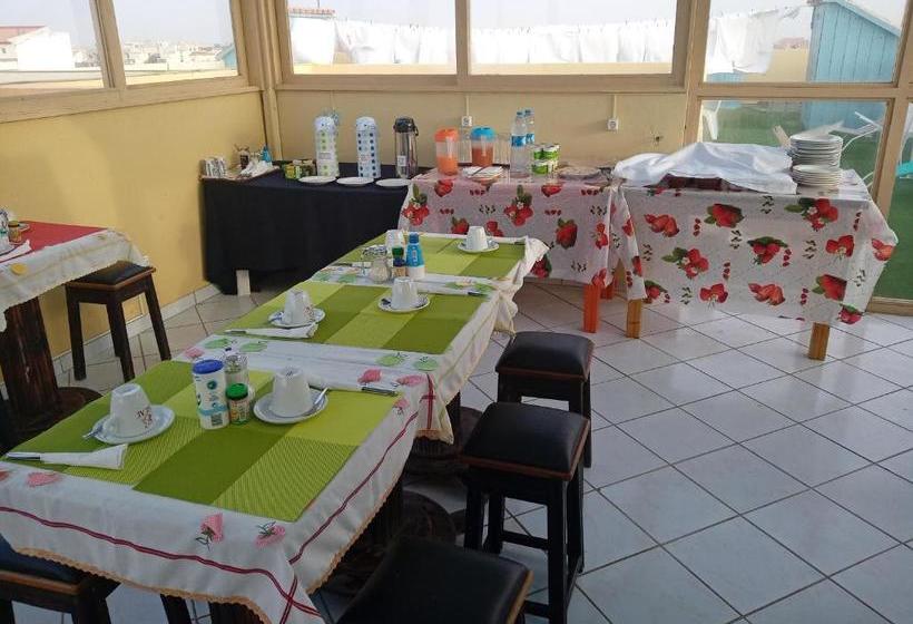 پانسیون Holiday B&b