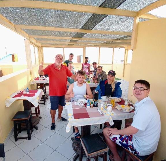 پانسیون Holiday B&b