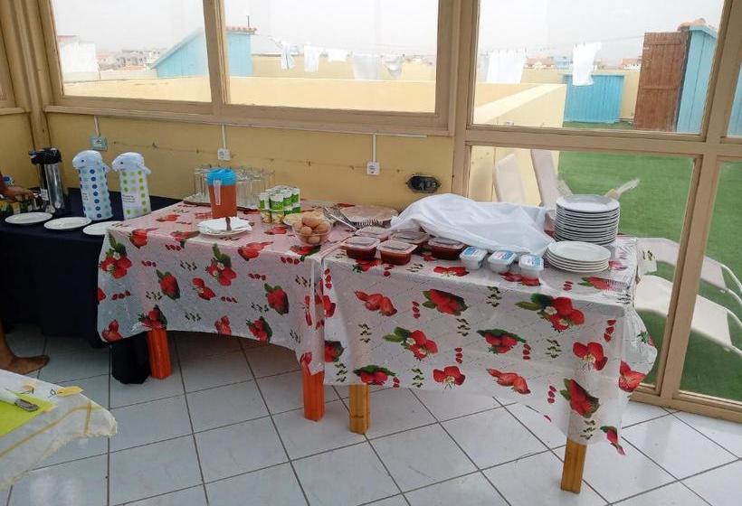 پانسیون Holiday B&b