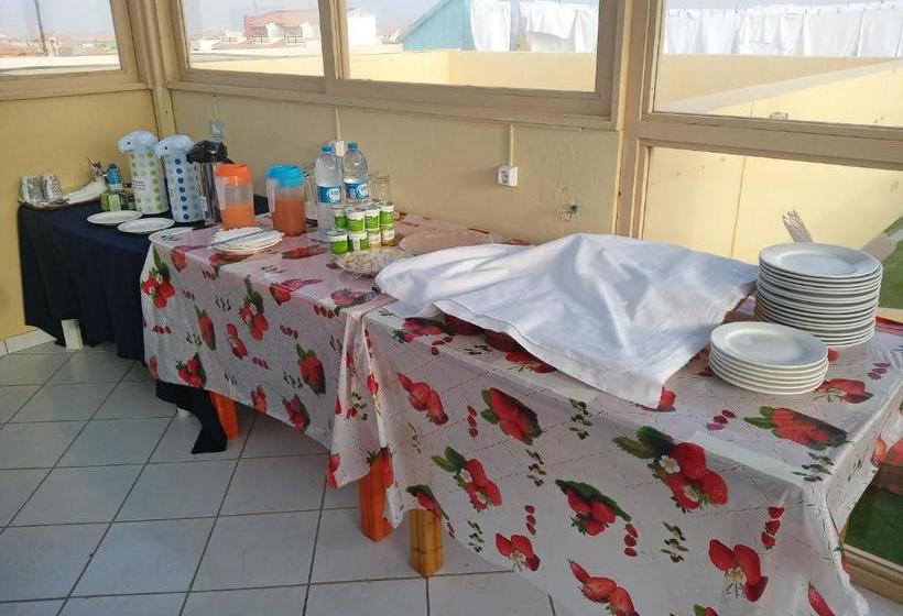 پانسیون Holiday B&b