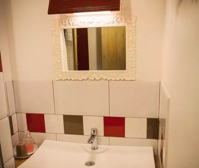 Majatalo Chambres D Hôtes La Combe De Redoles