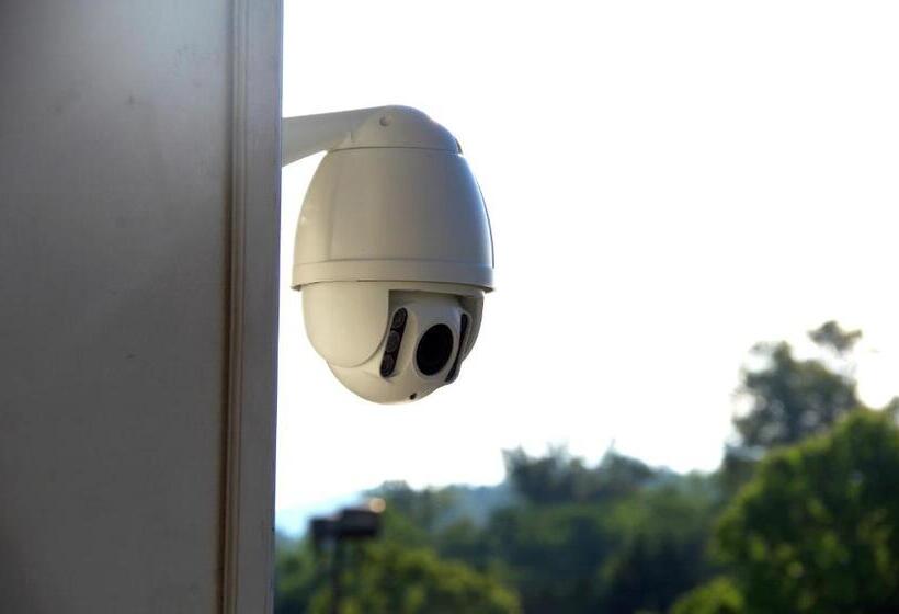 American Motel   Lenoir