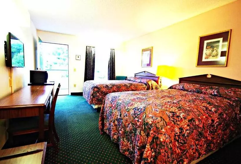 American Motel   Lenoir