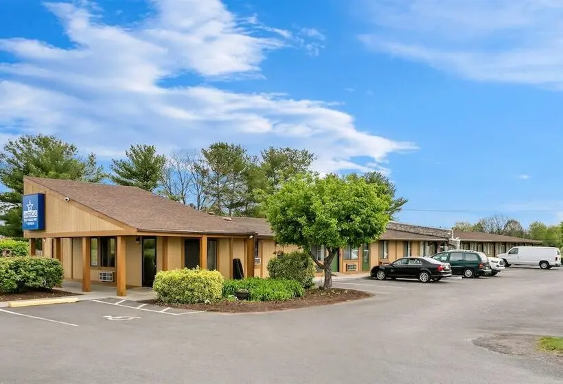 Hotelli Americas Best Value Inn Martinsburg