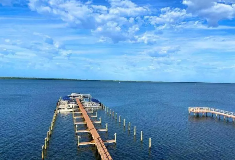 호텔 Beso Del Sol Resort