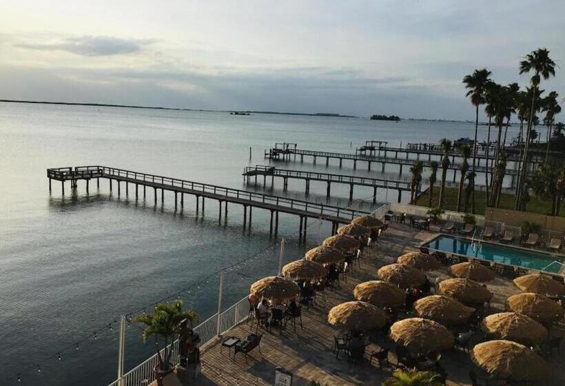 Отель Beso Del Sol Resort