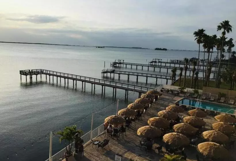 호텔 Beso Del Sol Resort