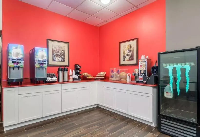 Отель One Life Studios