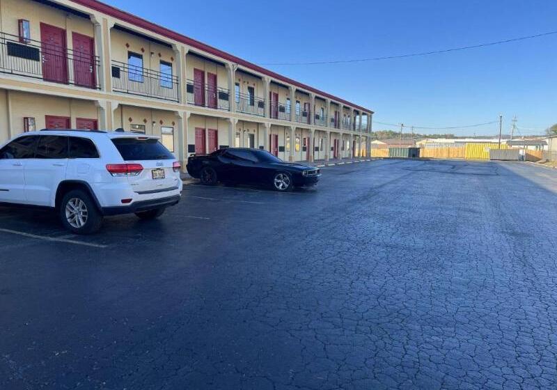 ホテル Surestay By Best Western Huntsville University Area