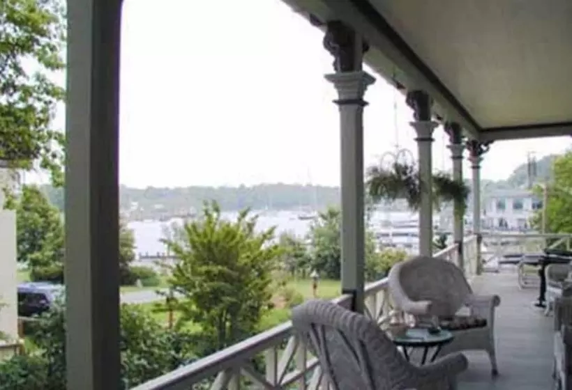 酒店 Inn At The Canal Bed & Breakfast