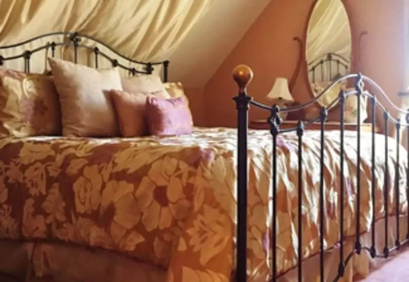 酒店 Inn At The Canal Bed & Breakfast