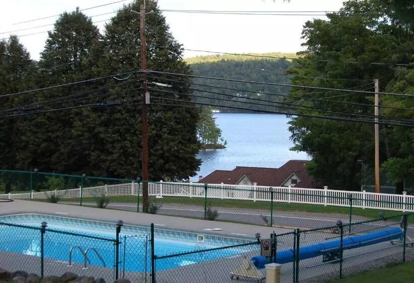 בית מלון כפרי Inn On The Hill