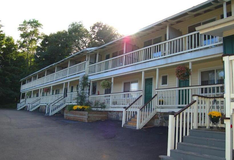 酒店 Inn On The Hill