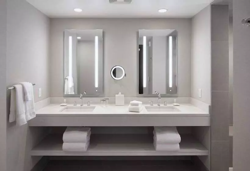 酒店 Inn On Woodlake