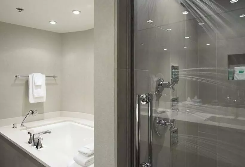 酒店 Inn On Woodlake