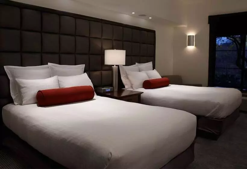 酒店 Inn On Woodlake