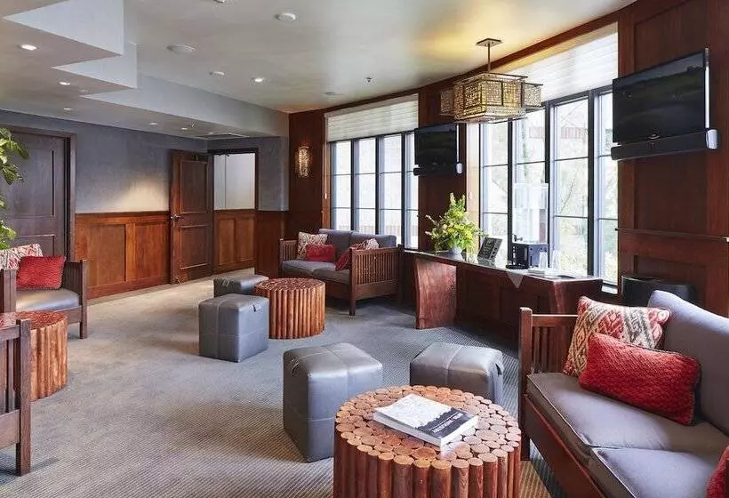 酒店 Inn On Woodlake