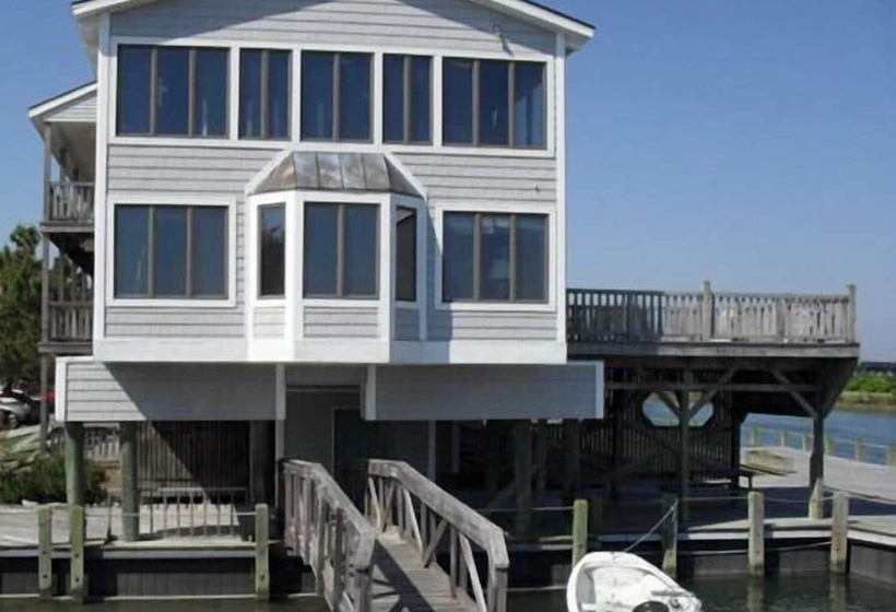 ホテル Island Resort