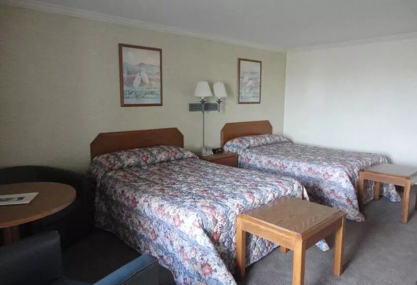 فندق Island Resort