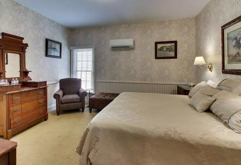 Отель Kingsley Inn