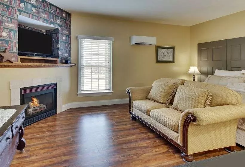 Отель Kingsley Inn