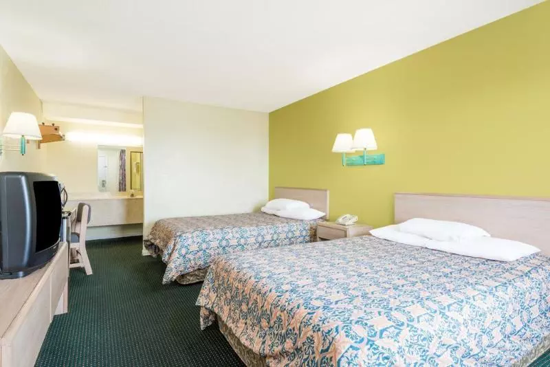 酒店 Knights Inn Berea