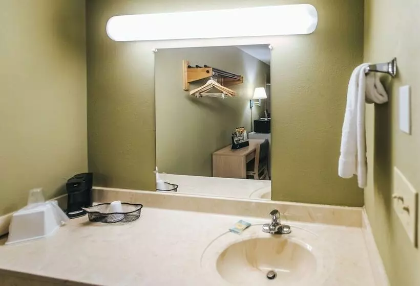 酒店 Knights Inn Berea