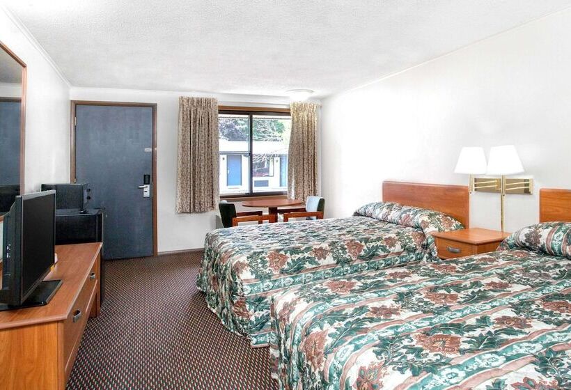 Отель Knights Inn Pittston