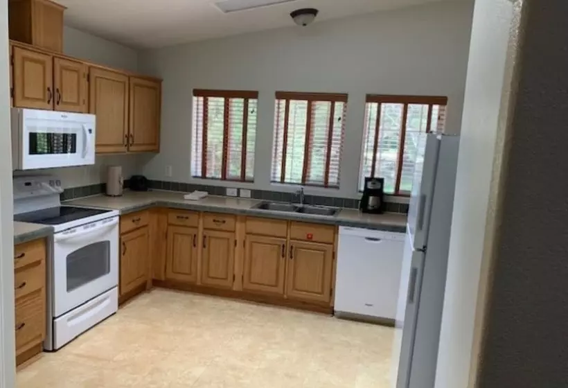 בית מלון כפרי Kohl S Ranch Lodge