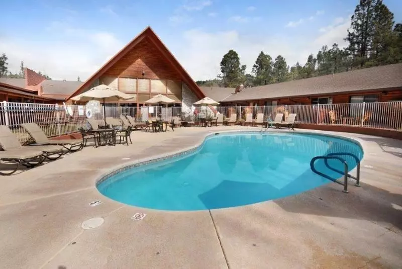 בית מלון כפרי Kohl S Ranch Lodge