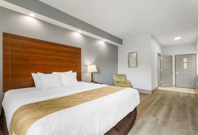Отель Quality Inn Oak Ridge